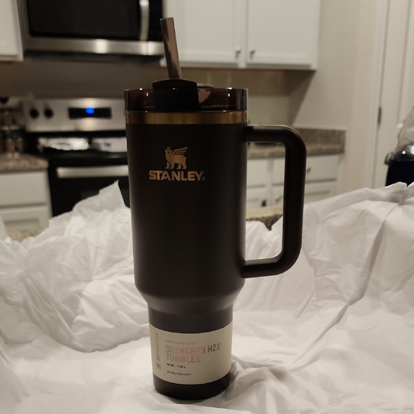 Stanley Chocolate Gold 40 Oz H2.0 Brown Quencher New In Box Authentic - Picture 2 of 14